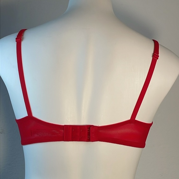 Adored by Adore Me Tessa Geo Lace Contour Underwire Bra Red 32D - Picture 4 of 7
